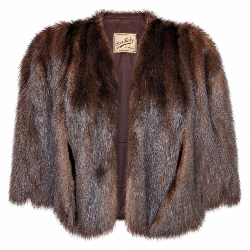 Vintage Root Fur Co Milwaukee Genuine Beaver Fur Cape Brown